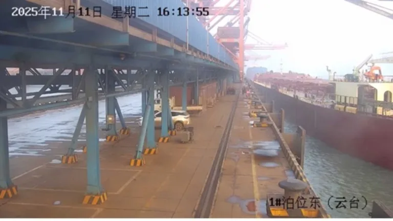 船舶离岸